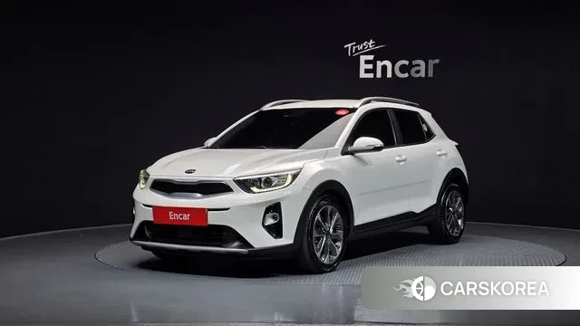 Kia Stonic 2019 Белый из Кореи