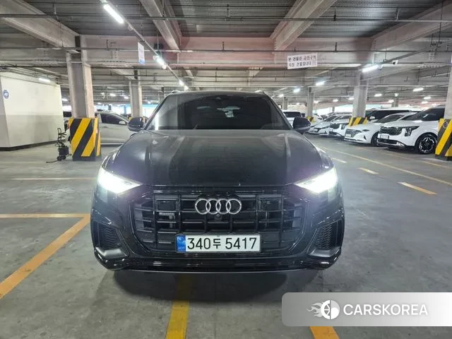 Audi Q8 (4M) 2022 Черный из Кореи