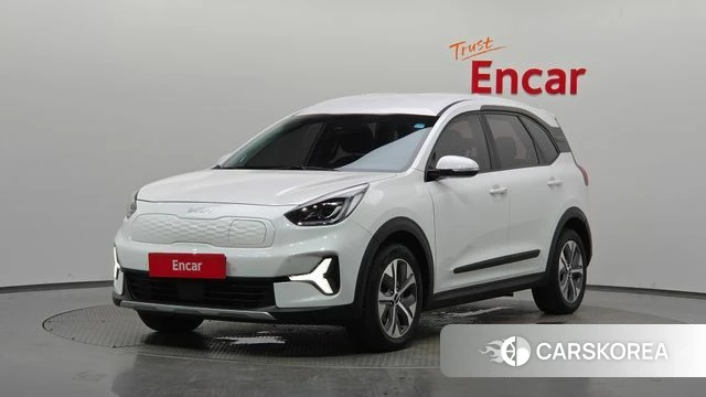 Kia Niro Plus 2022 Белый из Кореи