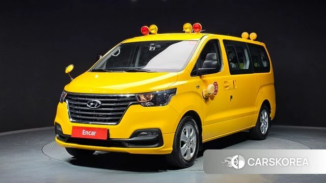 Hyundai The New Grand Starex 2018 Желтый из Кореи