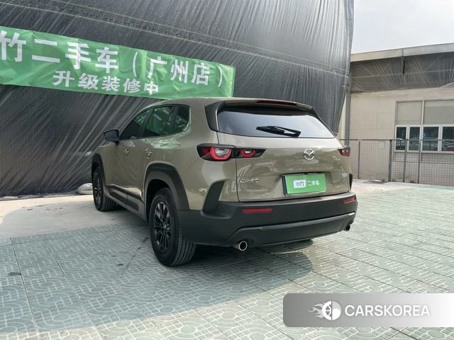 Mazda CX-50 line also 2024 Зеленый из Китая