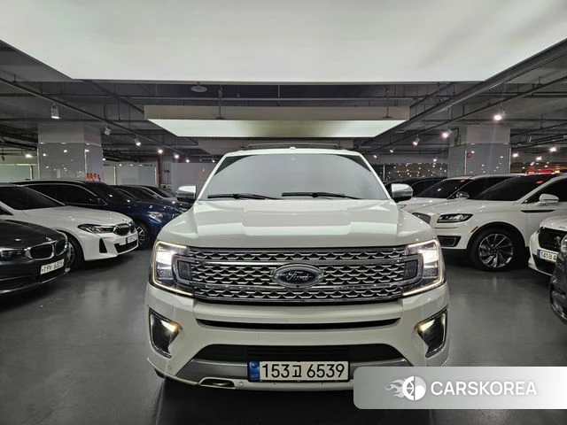 Ford Expeditation 2021 Белый из Кореи