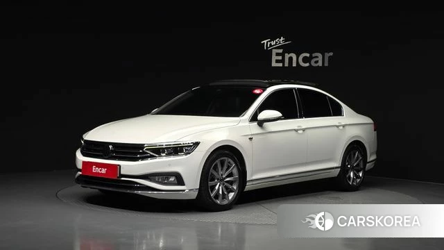 Volkswagen Passat GT (B8) 2021 Белый из Кореи
