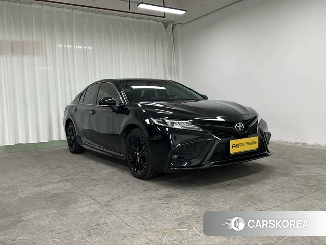 Toyota Camry 2023 Черный из Китая