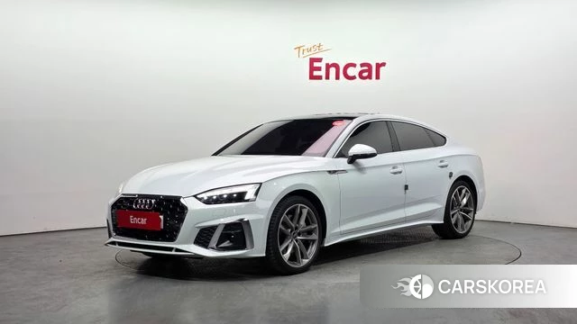 Audi A5 (F5) 2023 Белый из Кореи