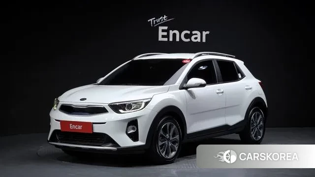 Kia Stonic 2018 Белый из Кореи