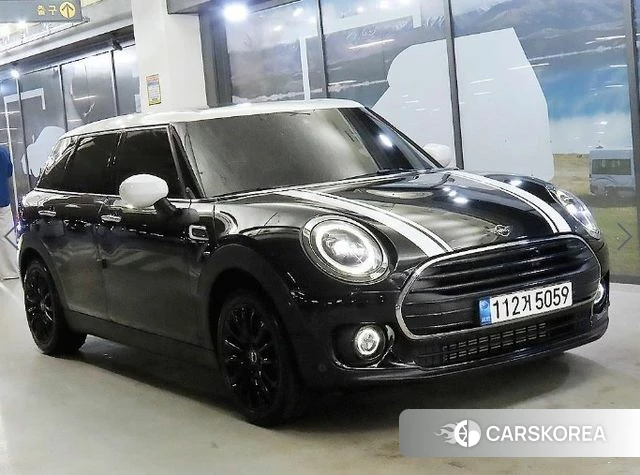 Mini Cooper Clubman 2022 Черный из Кореи