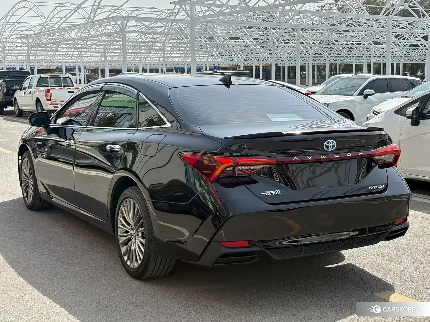 Toyota Avalon 2024 Черный из Китая