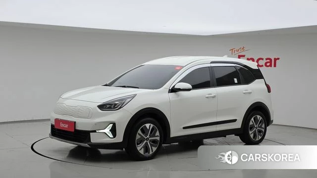 Kia Niro Plus 2022 Белый из Кореи