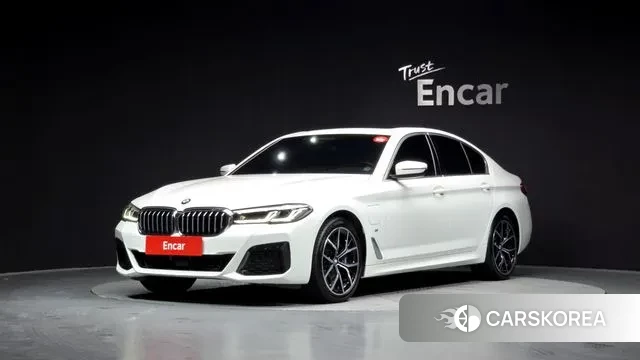 BMW 5 Series (G30) 2021 Белый из Кореи