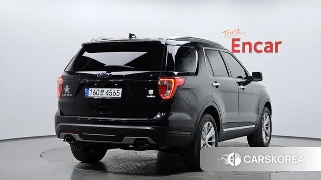 Ford Explorer 2019 Черный из Кореи