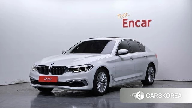 BMW 5 Series (G30) 2018 Белый из Кореи