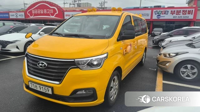 Hyundai The New Grand Starex 2020 Желтый из Кореи