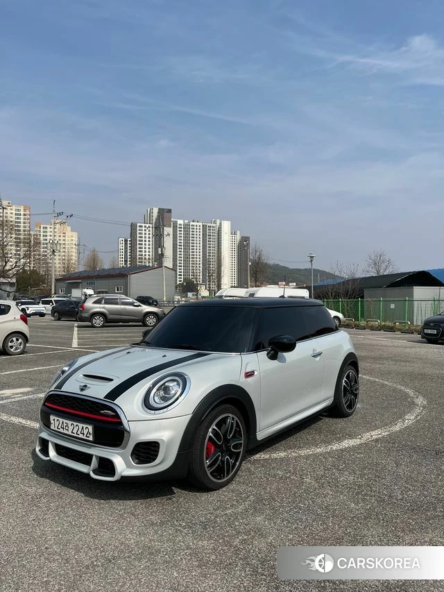 Mini Cooper S 2020 Серебряный из Кореи