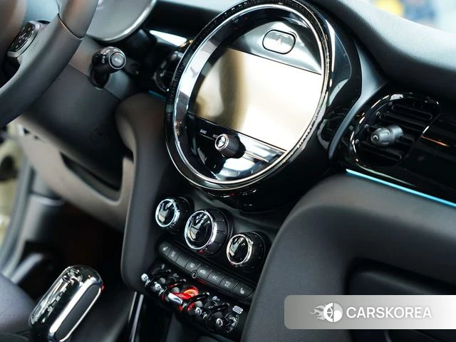 MINI MINI 2022 Белый из Китая