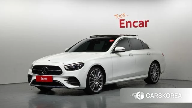 Mercedes-Benz E-Class W213 2021 Белый из Кореи