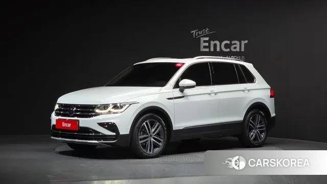 Volkswagen Tiguan second Generation 2022 Белый из Кореи