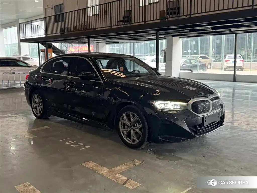 BMW i3 2023 Черный из Китая