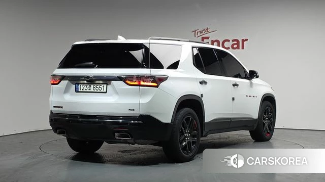 Chevrolet (GM Daewoo) Traverse 2021 Белый из Кореи