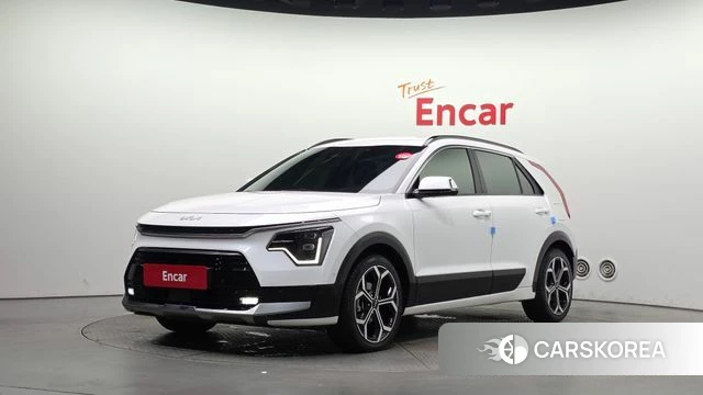 Kia Di Ol Nu Niro 2022 Белый из Кореи