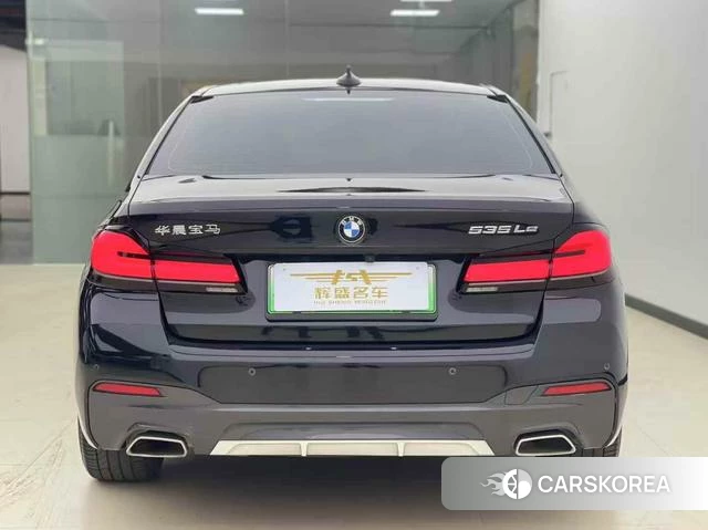BMW 5 series PHEV 2021 Черный из Китая