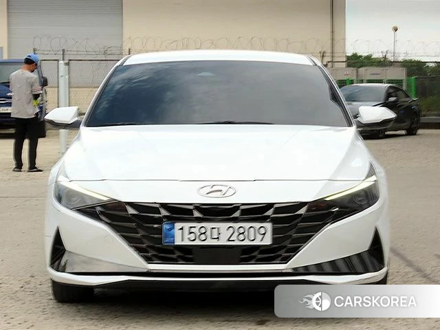 Hyundai Avante (CN7) 2022 Белый из Кореи