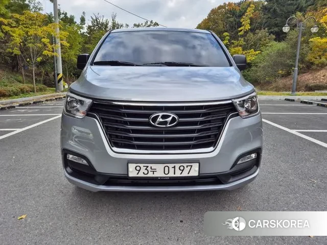 Hyundai The New Grand Starex 2020 Серый из Кореи