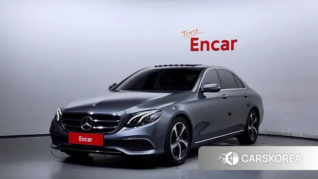 Mercedes-Benz E-Class W213 2020 Серый из Кореи