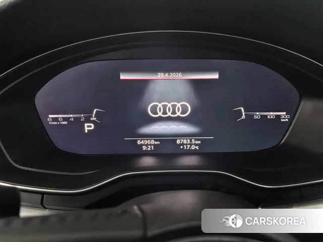 Audi A4L 2020 Темно-серый из Китая