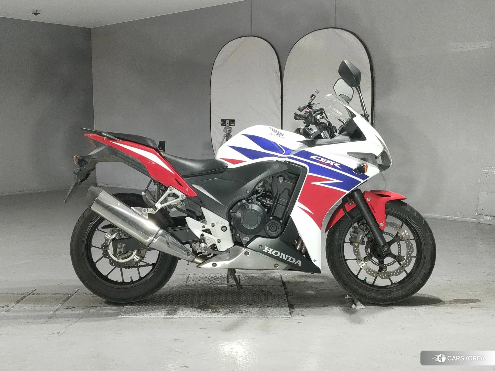 Проданный Honda CBR400R 2013 из Японии