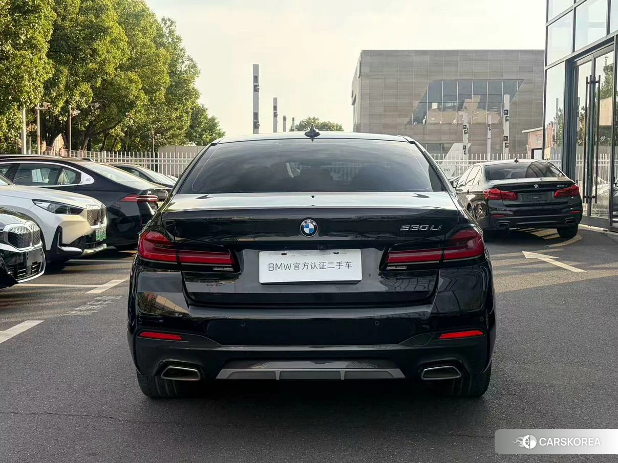 BMW 5 series 2021 Черный из Китая