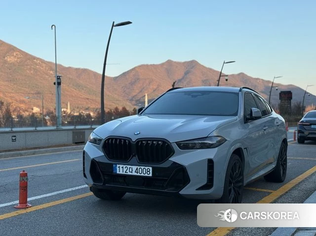 BMW X6 (G06) 2025 Небесно-голубой из Кореи