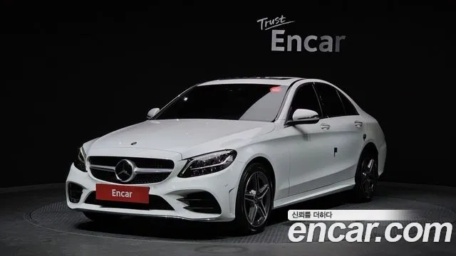 Mercedes-Benz C-Class W205 2021 Белый из Кореи