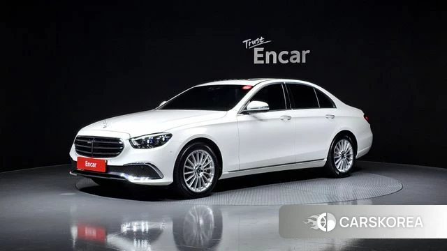Mercedes-Benz E-Class W213 2020 Белый из Кореи