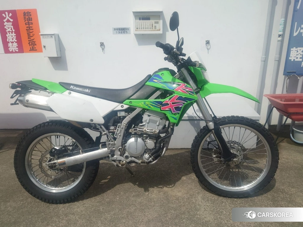 Проданный Kawasaki KLX250 2016 из Японии