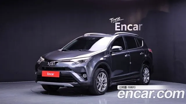 Toyota RAV4 2018 Серый из Кореи