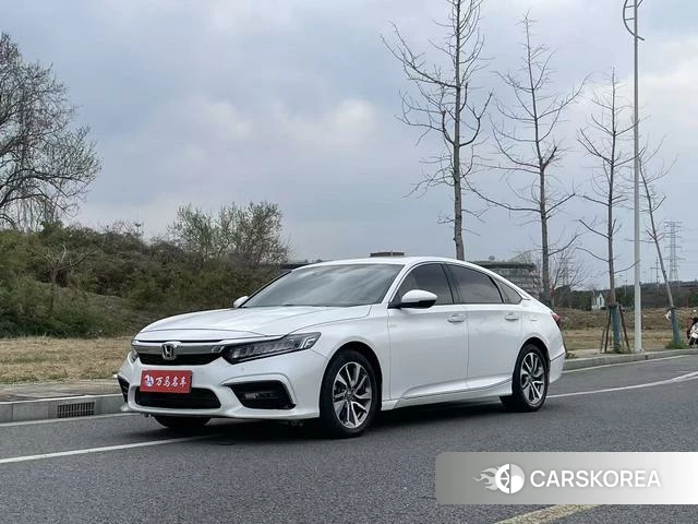 Honda Yingshipai 2019 Белый из Китая