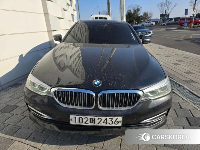 BMW 5 Series (G30) 2020 Черный из Кореи