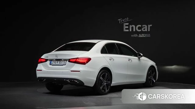 Mercedes-Benz A-Class W177 2025 Белый из Кореи