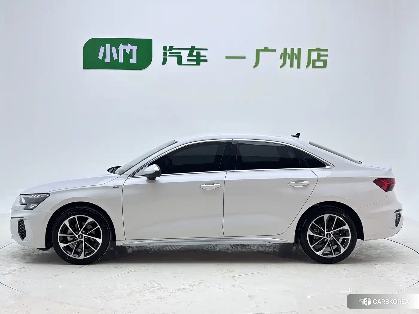 Audi A3 2022 Белый из Китая