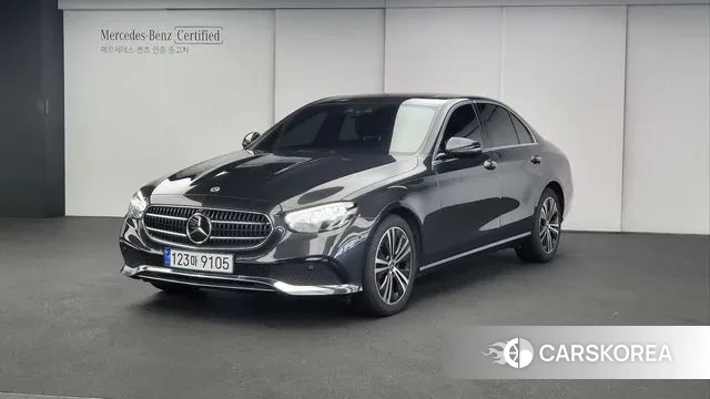 Mercedes-Benz E-Class W213 2022 Серый из Кореи