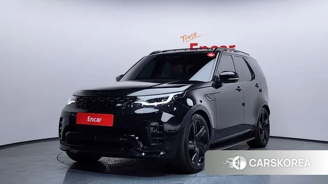 Land Rover Discovery 5 2022 Черный из Кореи