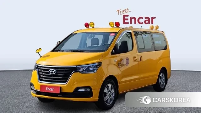 Hyundai The New Grand Starex 2019 Желтый из Кореи