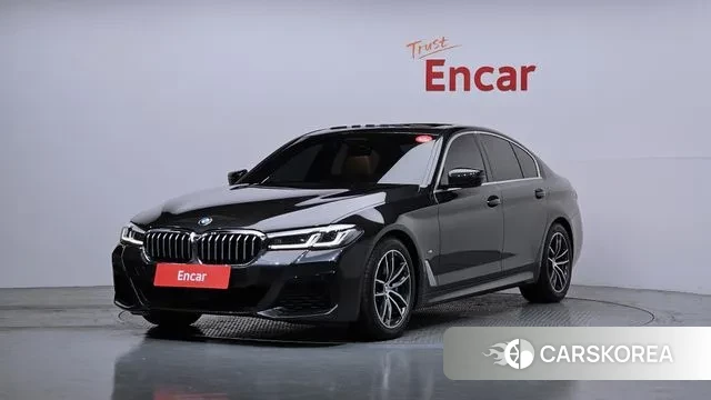 BMW 5 Series (G30) 2023 Черный из Кореи