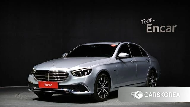 Mercedes-Benz E-Class W213 2021 Светло-серебряный цвет из Кореи