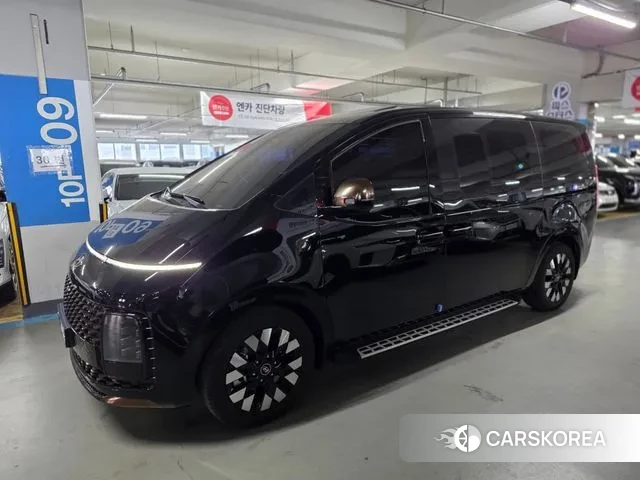 Hyundai Staria 2025 Черный из Кореи