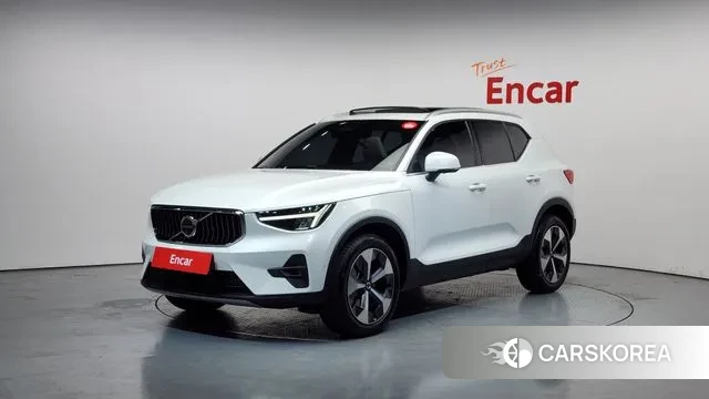Volvo XC40 2023 Белый из Кореи