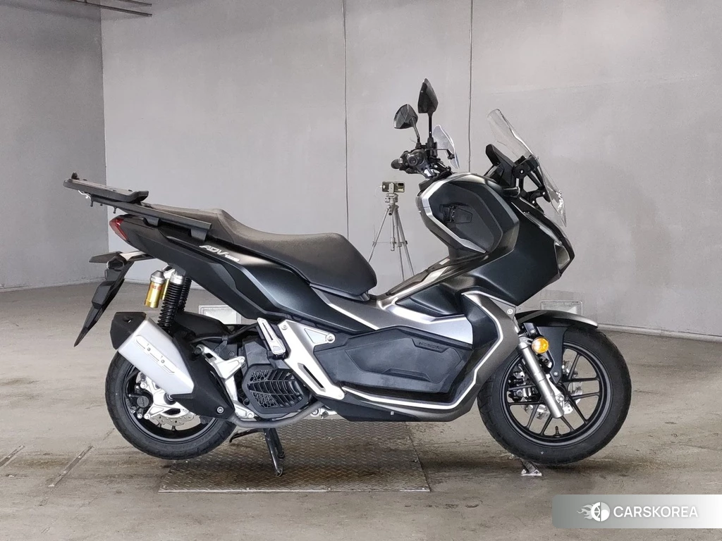 Проданный Honda ADV150 2019 из Японии