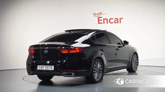 Kia Come New K7 2019 Черный из Кореи