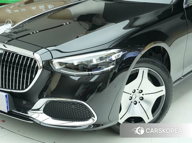 Mercedes-Benz Maybach S-class 2025 Синий из Китая